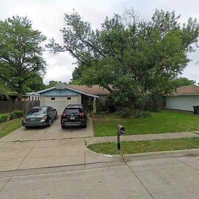 1105 Brook Hill Ln, Arlington, TX 76014