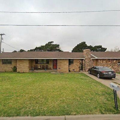 1108 White Ave, Friona, TX 79035