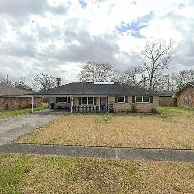 1109 E Hazel St, Gonzales, LA 70737