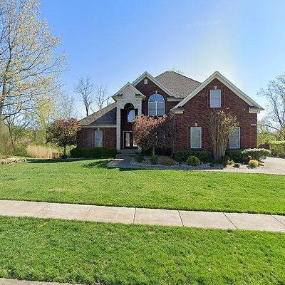 111 Chestnut Glen Dr, Louisville, KY 40245