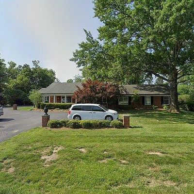 11102 Hermitage Hill Rd, Saint Louis, MO 63131