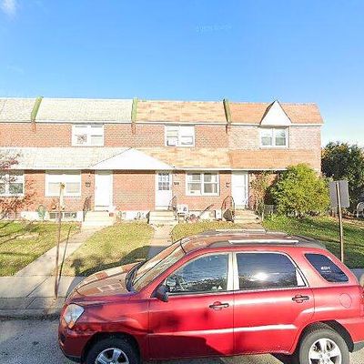 1128 E 8 Th St, Crum Lynne, PA 19022