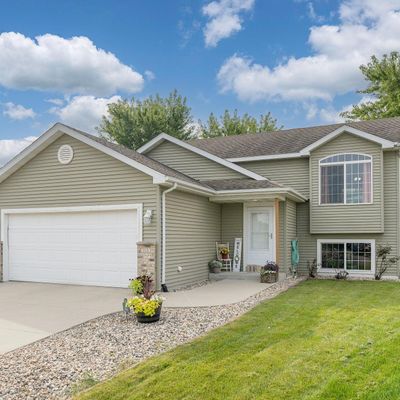 113 Olympic Ct, Mankato, MN 56001