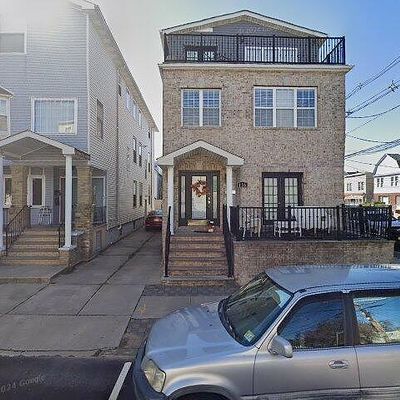 136 W 11 Th St, Bayonne, NJ 07002