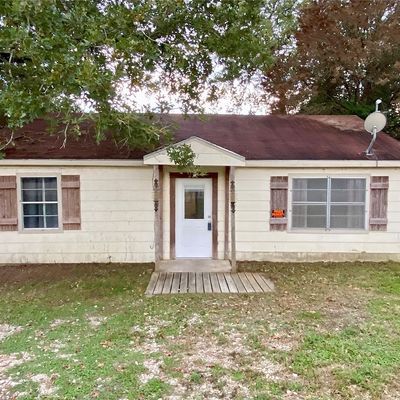 137 Chickasaw, Smithville, TX 78957