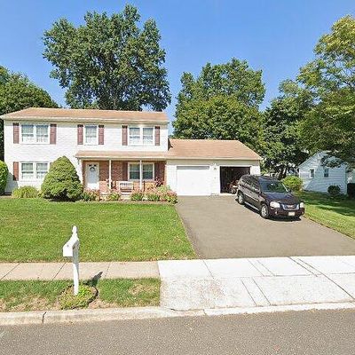 14 Donna Lynn Ln, Lawrence Township, NJ 08648