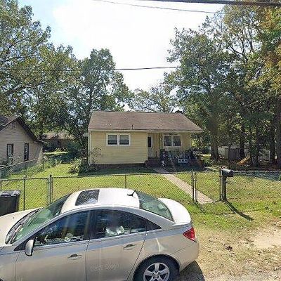 14 E 6 Th Ave, Pine Hill, NJ 08021