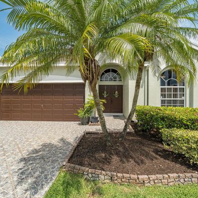 142 Derby Ln, West Palm Beach, FL 33411