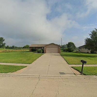 145 Highpoint Dr, Essex, IL 60935