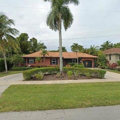 146 Greenbrier St, Marco Island, FL 34145