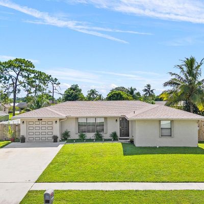 147 Starling Ave, Royal Palm Beach, FL 33411