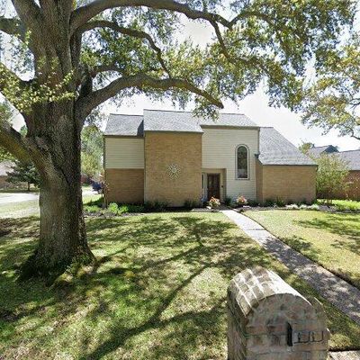 14715 Sandalfoot St, Houston, TX 77095