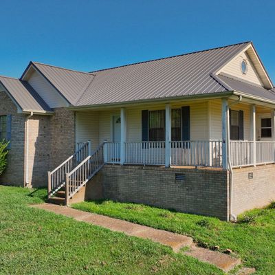 148 W Roberts Rd, Portland, TN 37148