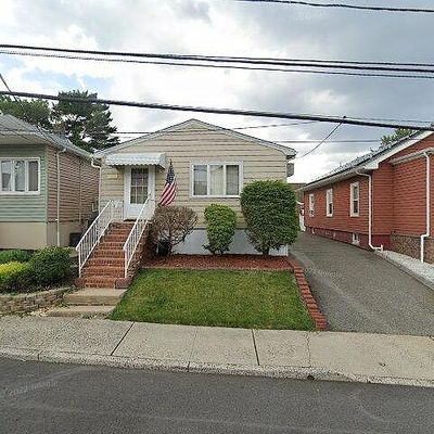 149 1/2 Franklin St, Secaucus, NJ 07094