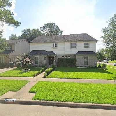 12707 Kitty Brook Ln, Houston, TX 77071