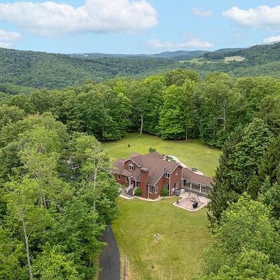 1296 Sunnyside Hollow Rd, Port Matilda, PA 16870