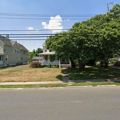 130 South St, Freehold, NJ 07728