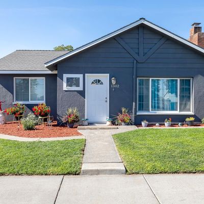 1302 E 4 Th Ave, Kennewick, WA 99336