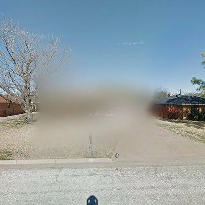 1306 Fairway Dr, Graham, TX 76450