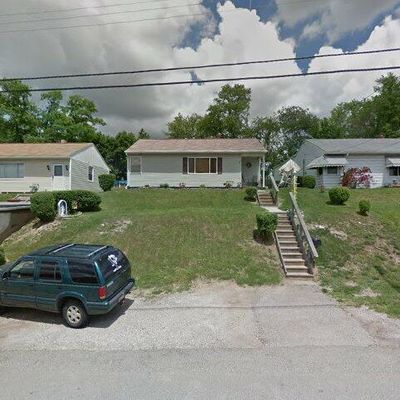 1317 Barkley Rd, Mckeesport, PA 15133