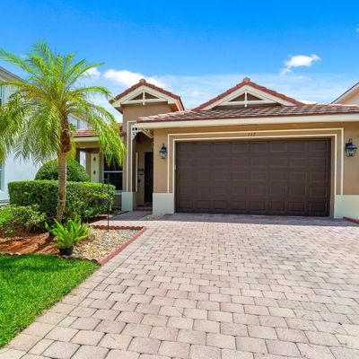 132 Belle Grove Ln, Royal Palm Beach, FL 33411