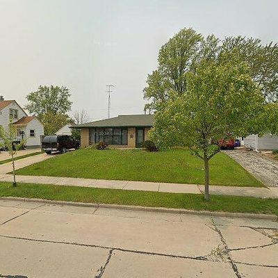 1322 Indiana St, Racine, WI 53405