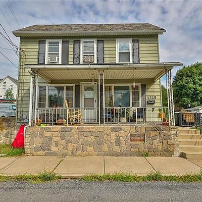 1325 2 Nd St, Pen Argyl, PA 18072