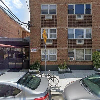 133 33 Rd St #217, Union City, NJ 07087