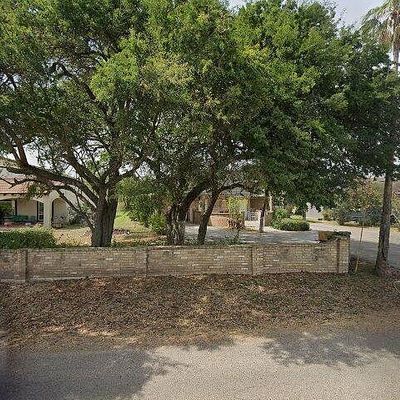 134 Country Club Rd, Brownsville, TX 78520