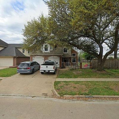 16402 Maple Downs Ln, Sugar Land, TX 77498