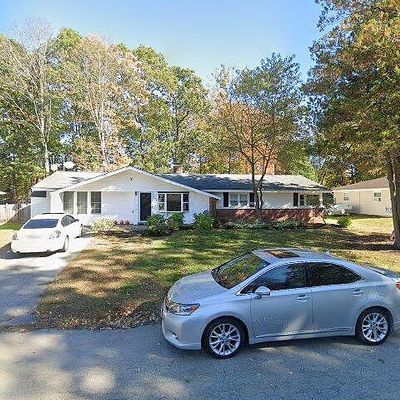 165 Lynn Rd, Brockton, MA 02302