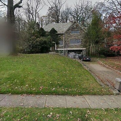 166 Highland Ave, Montclair, NJ 07042