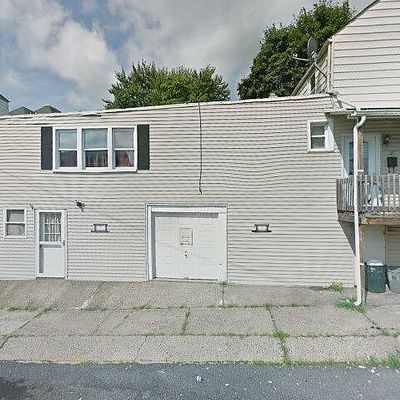 17 N Warren St, Easton, PA 18042