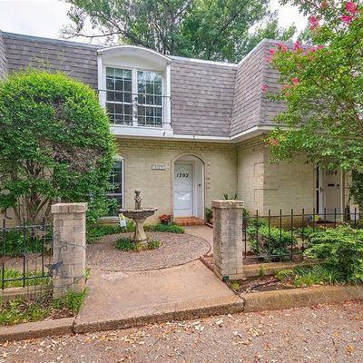 1702 Scenic Dr, Arlington, TX 76013