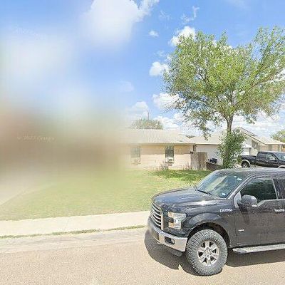 1713 Camarinos Dr, Eagle Pass, TX 78852