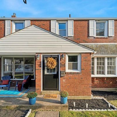 1718 Mount Pleasant Rd, Havertown, PA 19083