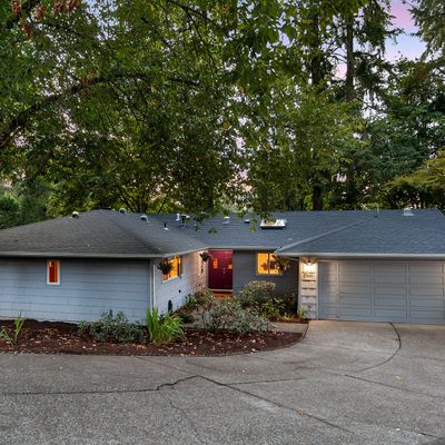 17681 Leafy Ln, Lake Oswego, OR 97034