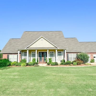 1779 Seed Tick Rd, Caledonia, MS 39740