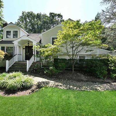 179 Coolidge Ter, Wyckoff, NJ 07481