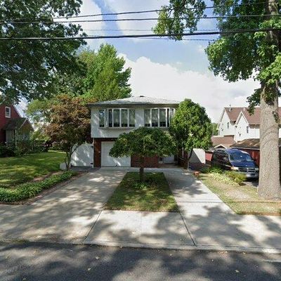 18 Ardmore Ave, Staten Island, NY 10314