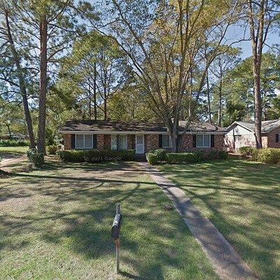 1805 Doncaster Dr, Albany, GA 31707