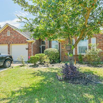 1819 Camden Landing Trl, Fresno, TX 77545