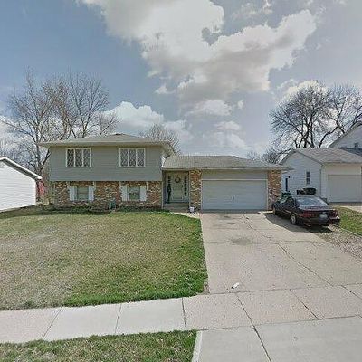 1826 N Oakcrest Ave, Decatur, IL 62526