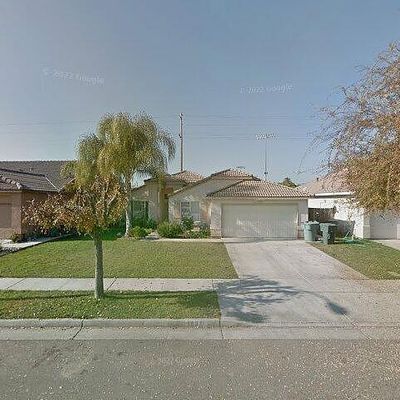 1831 N Auburn Ct, Visalia, CA 93292