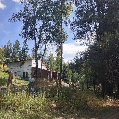 1516 Round Mountain Rd, Naples, ID 83847