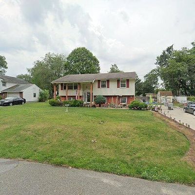 1560 S Myrtle St, Vineland, NJ 08360