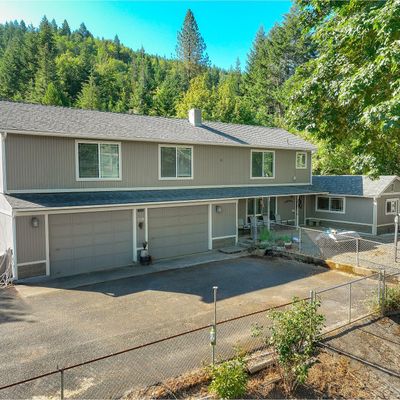 1589 Windy Creek Rd, Glendale, OR 97442