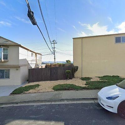 16 Bellevue Ave, Daly City, CA 94014