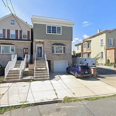 16 E 44 Th St, Bayonne, NJ 07002