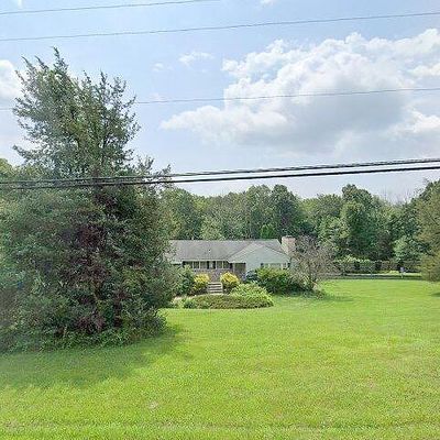 16 W Owassa Tpke, Newton, NJ 07860